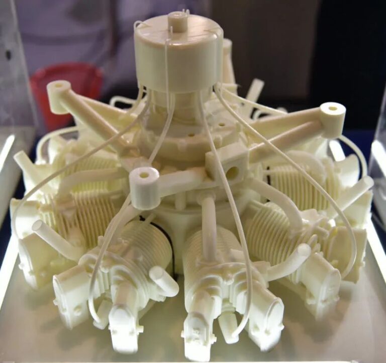 3D Printing Material: Photosensitive Resin (SLA)